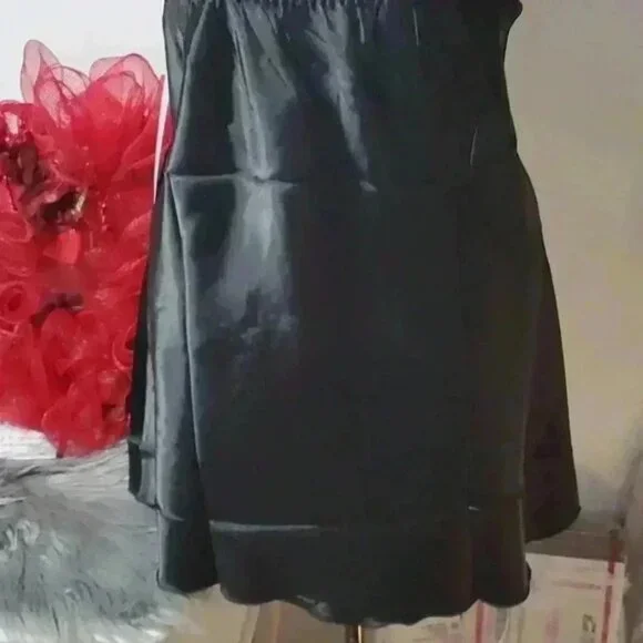 Silky feel nightie - Picture 4 of 6